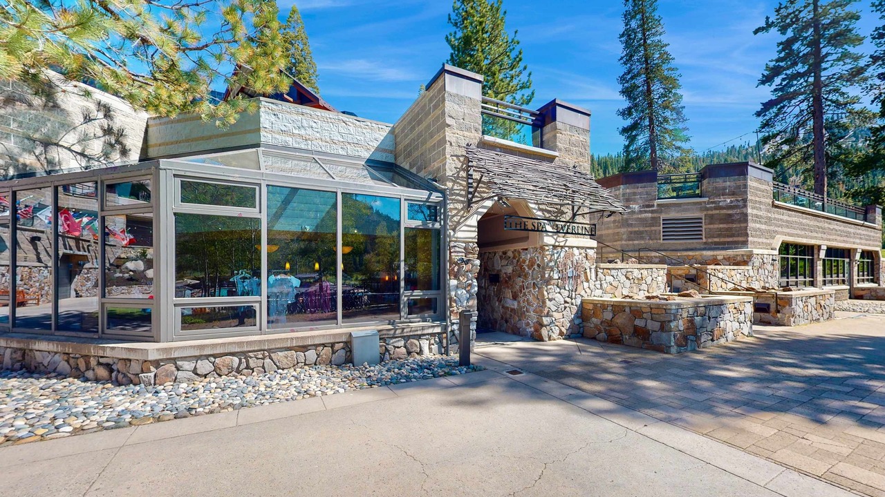 Photo of Patio Balcony in Olympic Valley