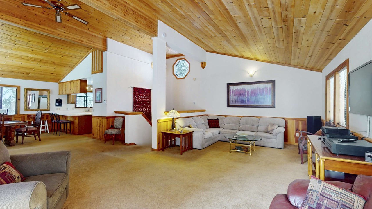 Photo of Livingroom in Ridgewood
