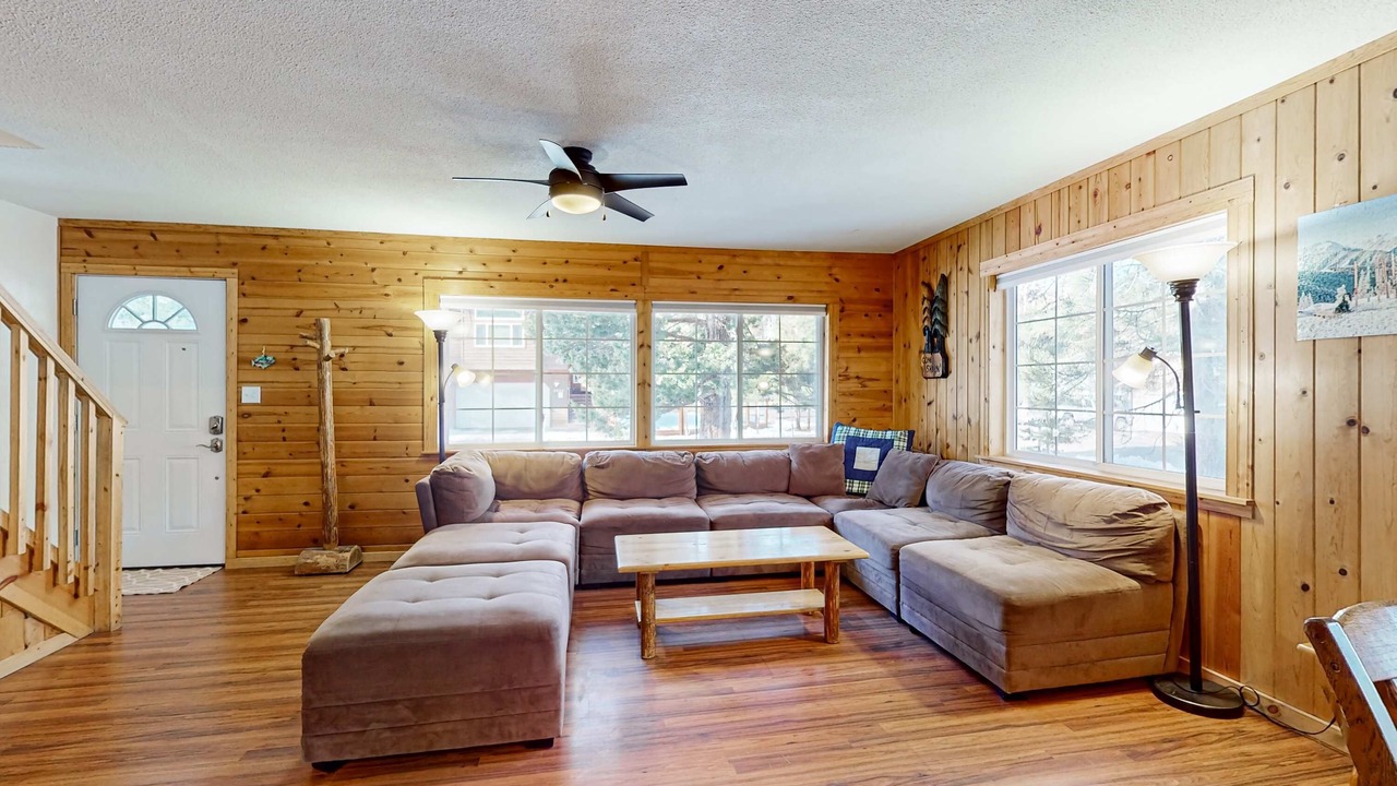 Photo of Livingroom in Tahoe Paradise