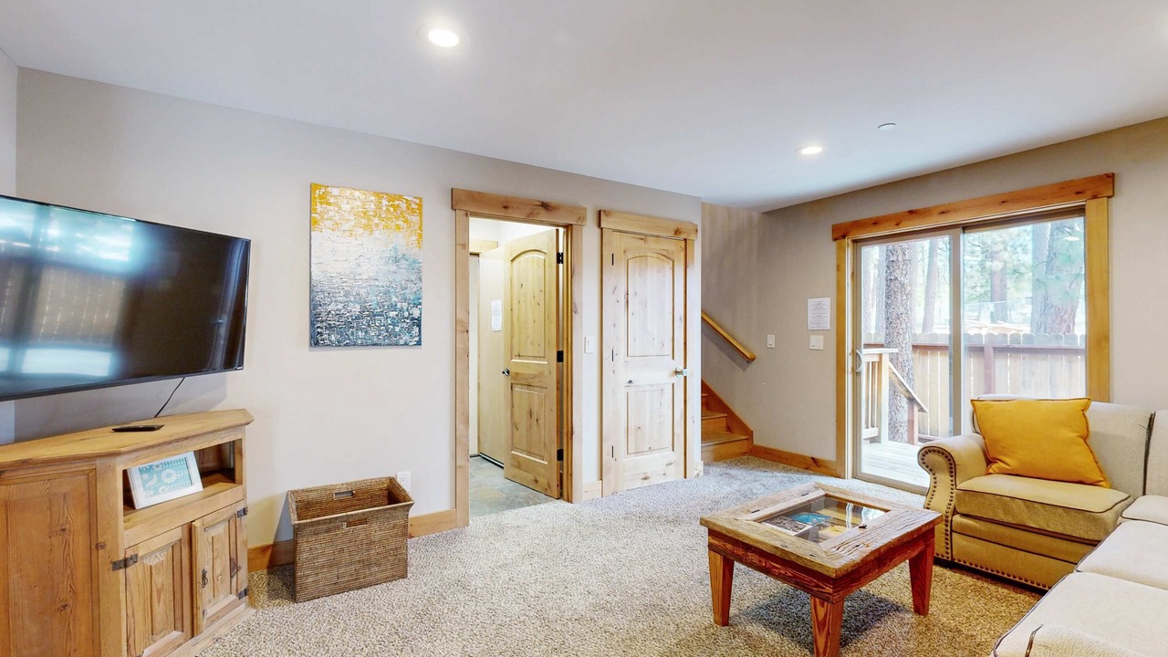 Photo of Livingroom in Brockway
