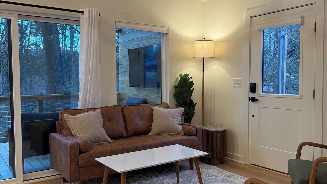 Photo of Livingroom in Carrboro