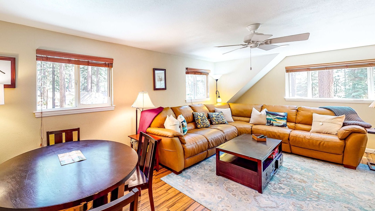 Photo of Livingroom in Kings Beach