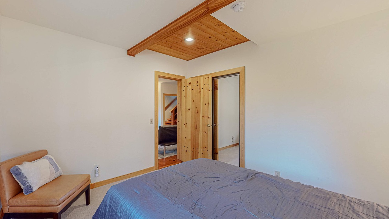 Photo of Bedroom in Kings Beach