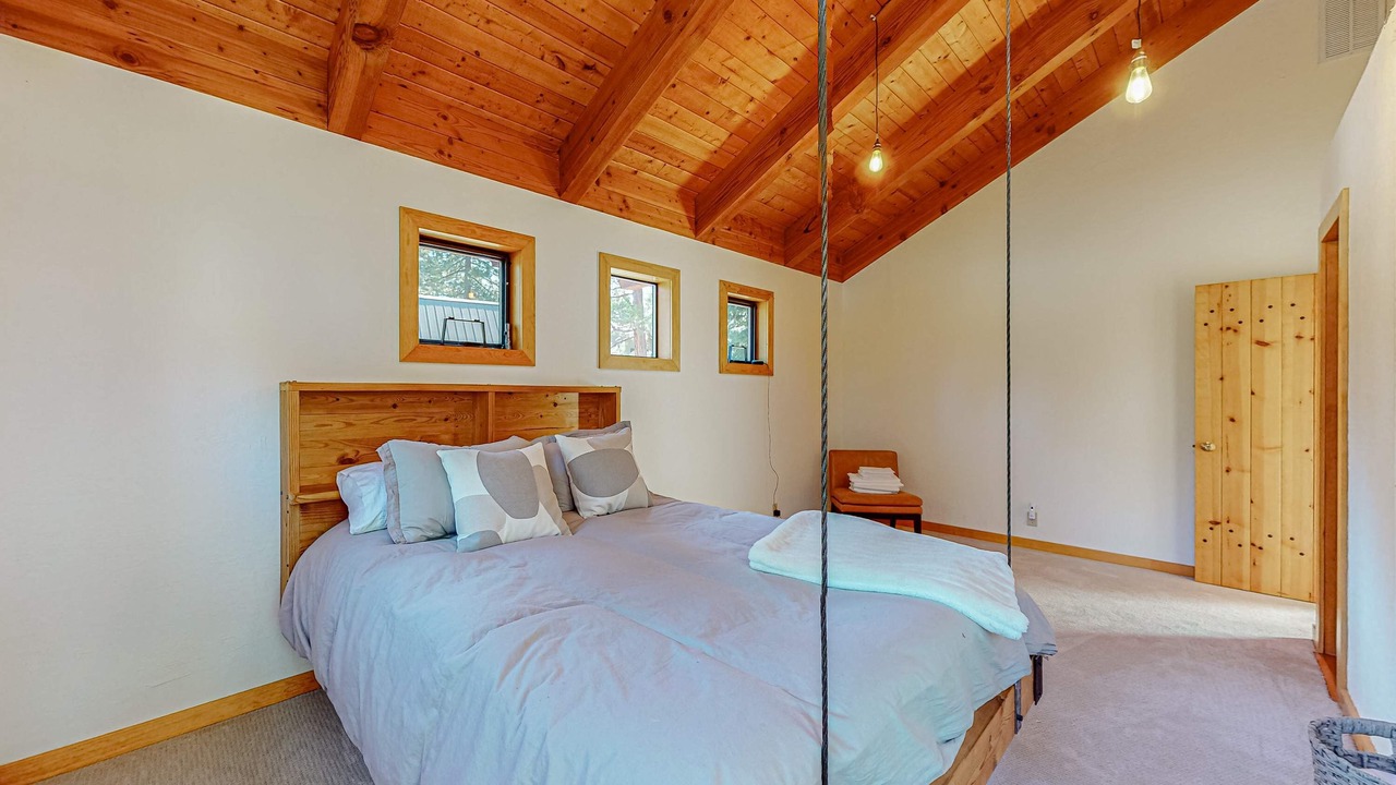 Photo of Bedroom in Kings Beach