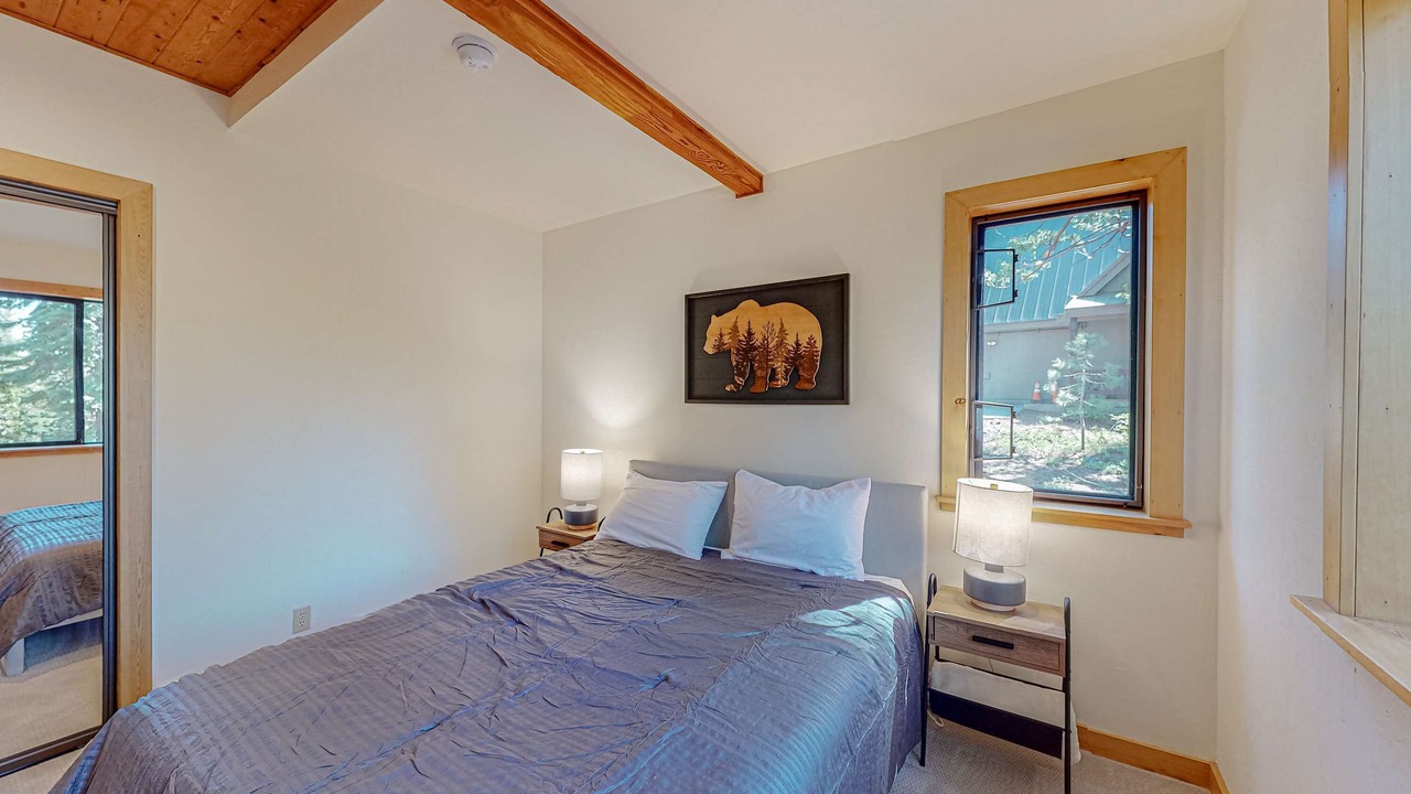 Photo of Bedroom in Kings Beach