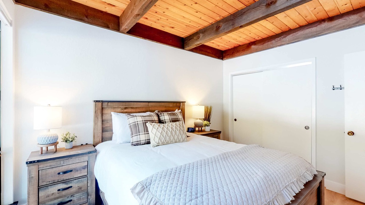 Photo of Bedroom in Kings Beach