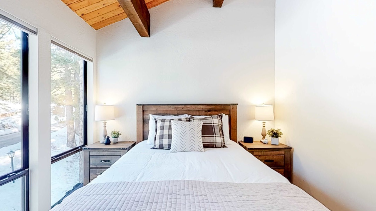 Photo of Bedroom in Kings Beach