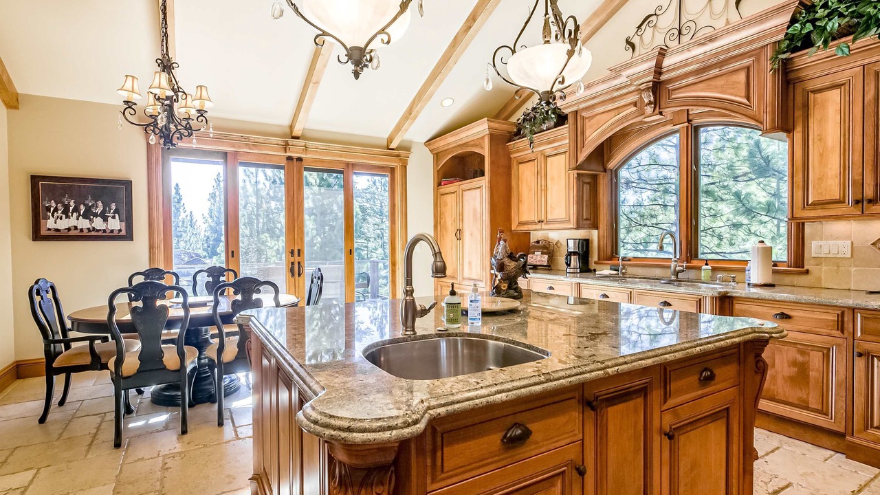 Photo of Kitchen in Round Hill Village