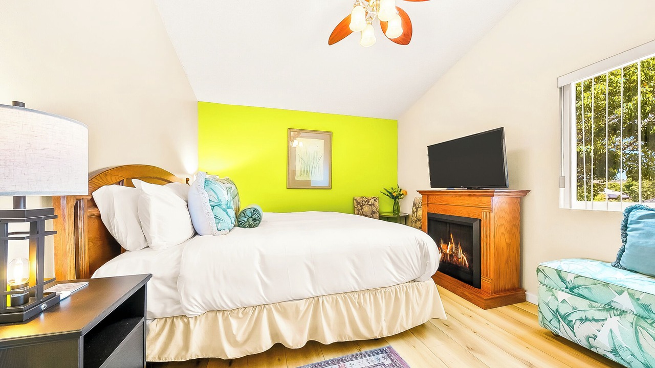 Photo of Bedroom in Guajome