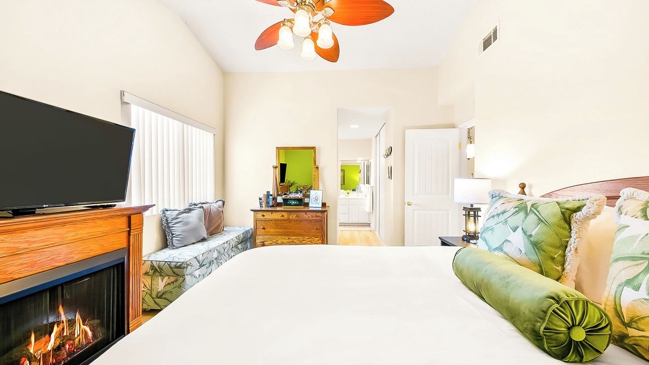 Photo of Bedroom in Guajome