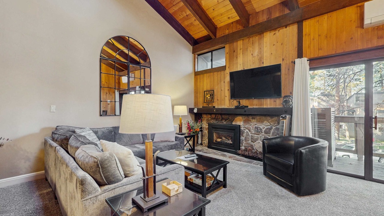 Photo of Livingroom in South Lake Tahoe
