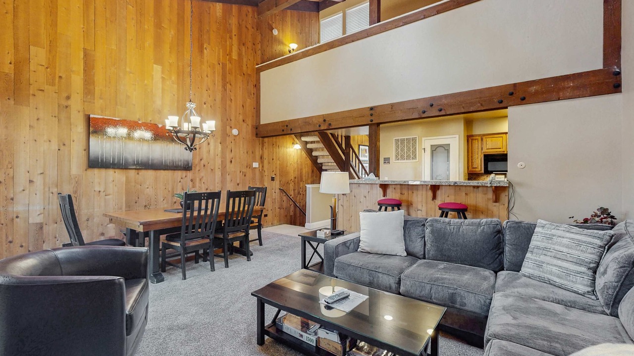 Photo of Livingroom in South Lake Tahoe