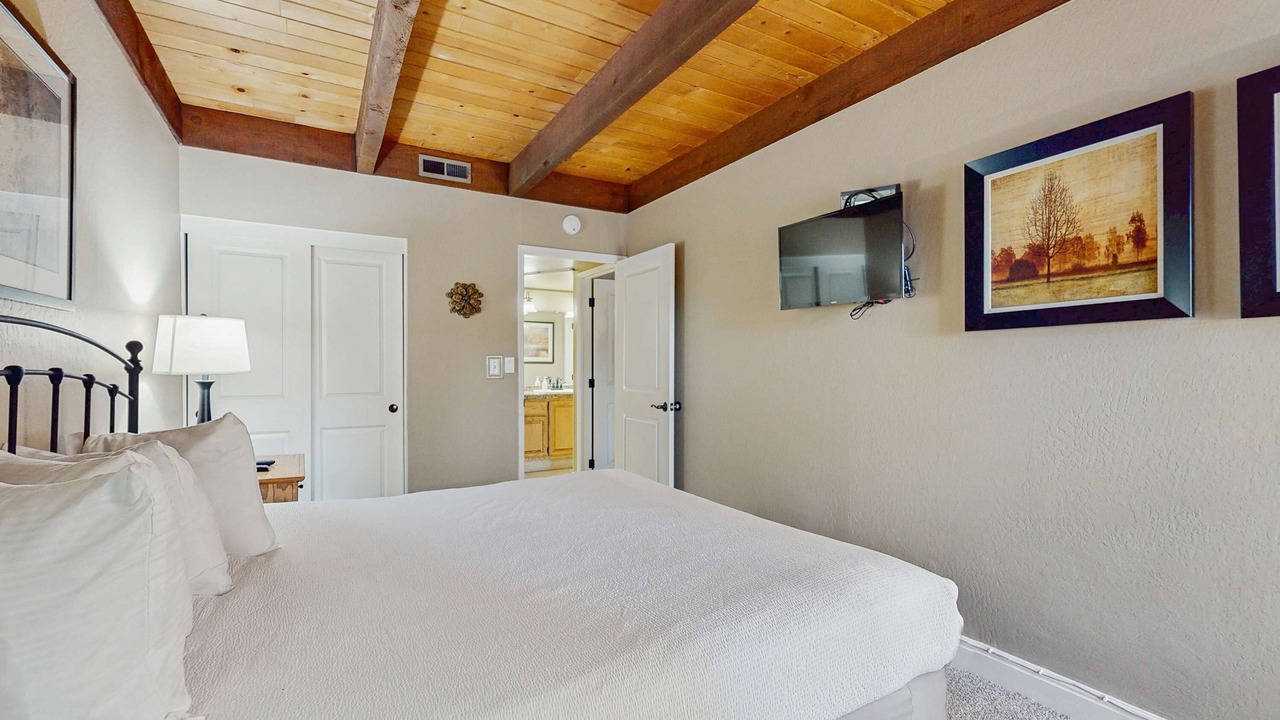 Photo of Bedroom in South Lake Tahoe