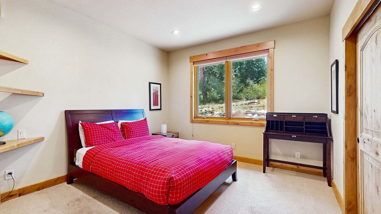 Photo of Bedroom in Truckee
