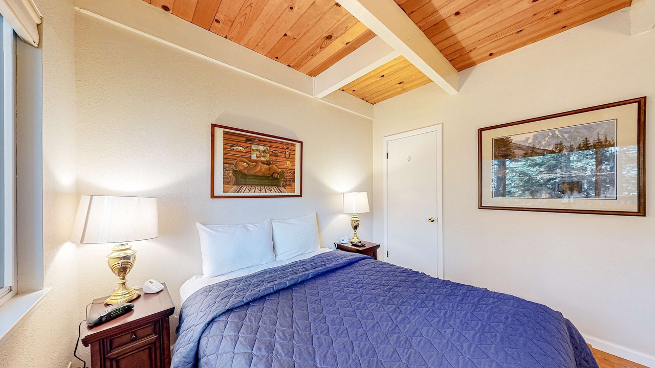 Photo of Bedroom in North Upper Truckee