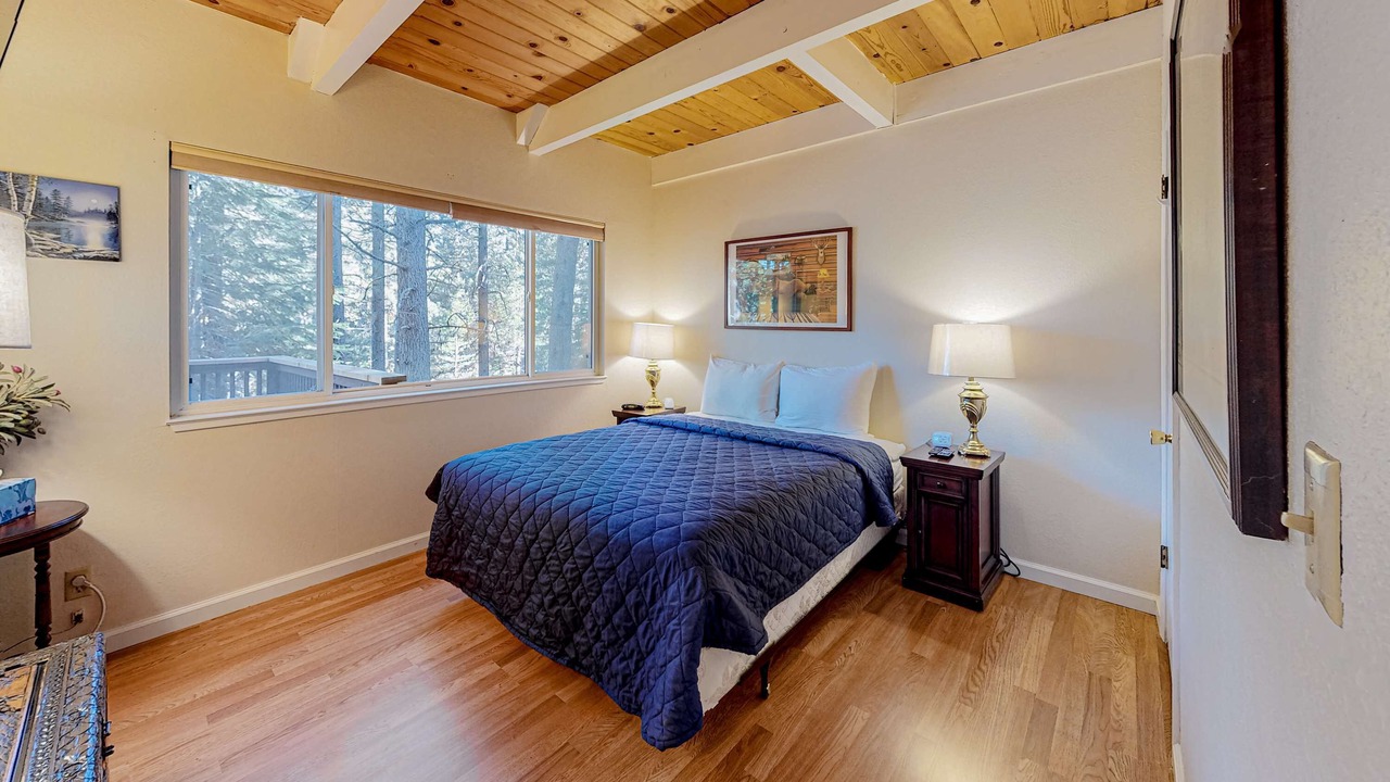 Photo of Bedroom in North Upper Truckee