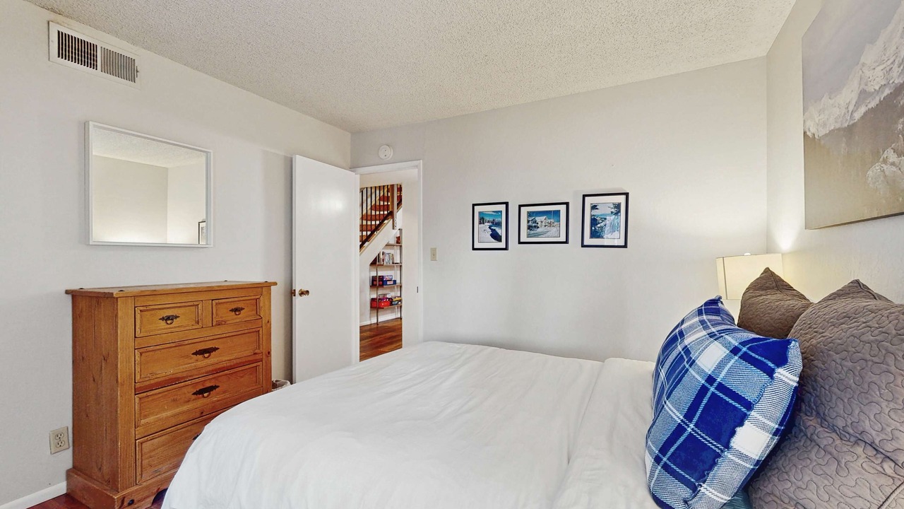 Photo of Bedroom in Carnelian Woods
