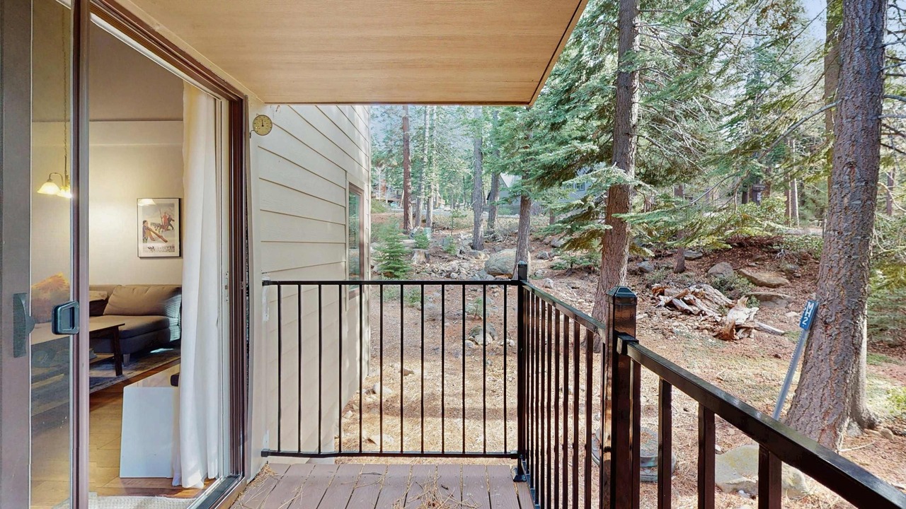 Photo of Patio Balcony in Carnelian Woods