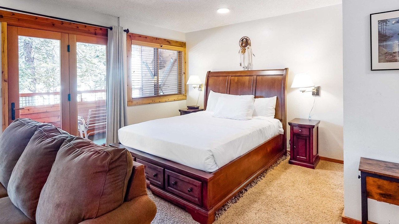 Photo of Bedroom in Tahoe Woods