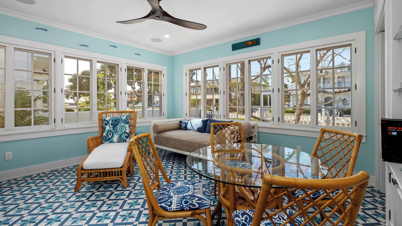 Photo of Livingroom in Coronado