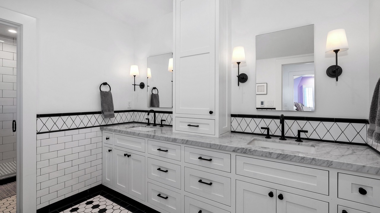 Photo of Bathroom in Coronado