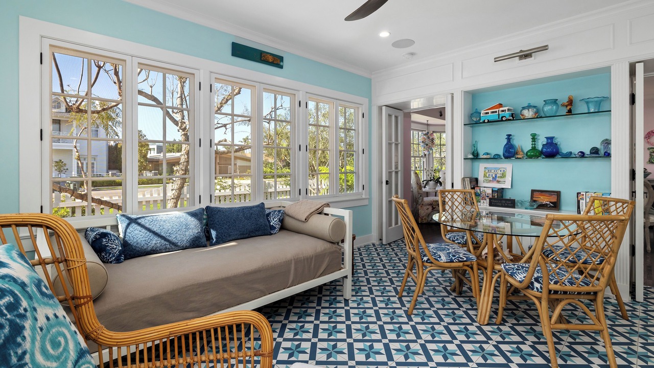 Photo of Livingroom in Coronado