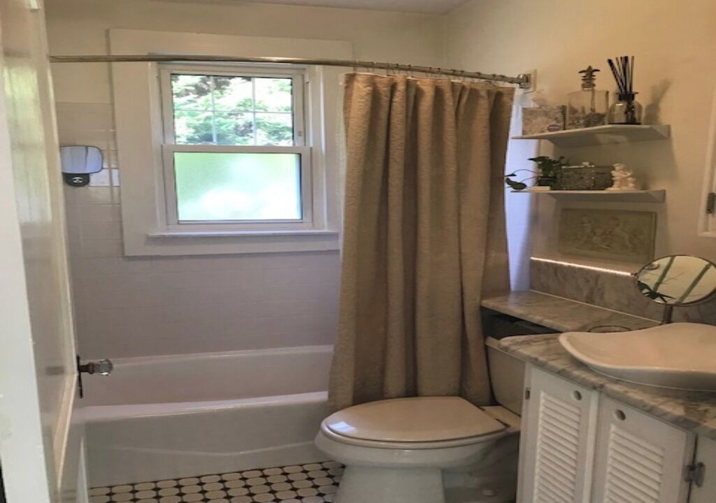 Photo of Bathroom in Wardour