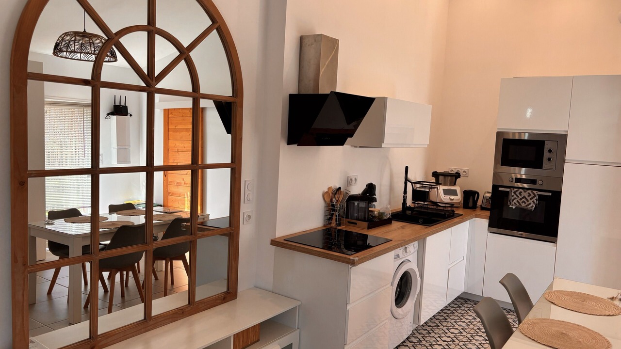 Photo of Kitchen in Saint-Gregoire