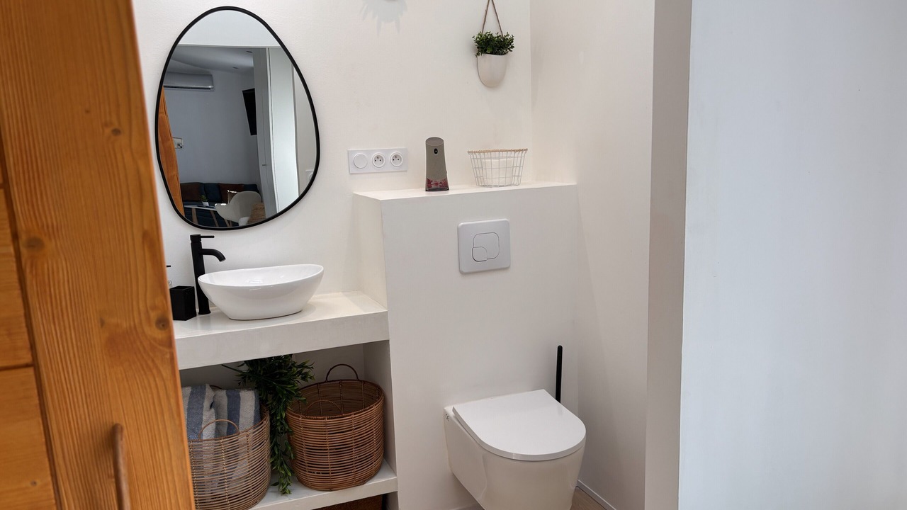 Photo of Bathroom in Saint-Gregoire
