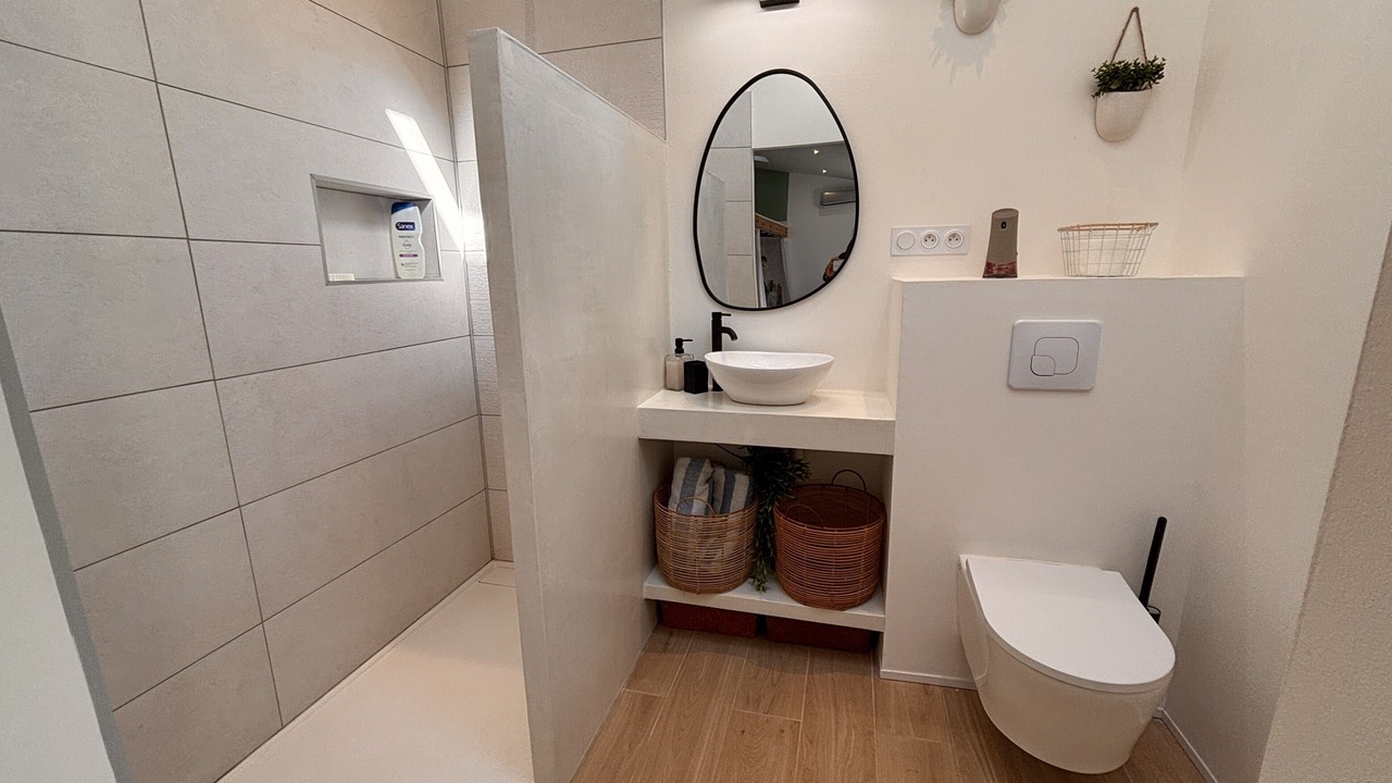 Photo of Bathroom in Saint-Gregoire
