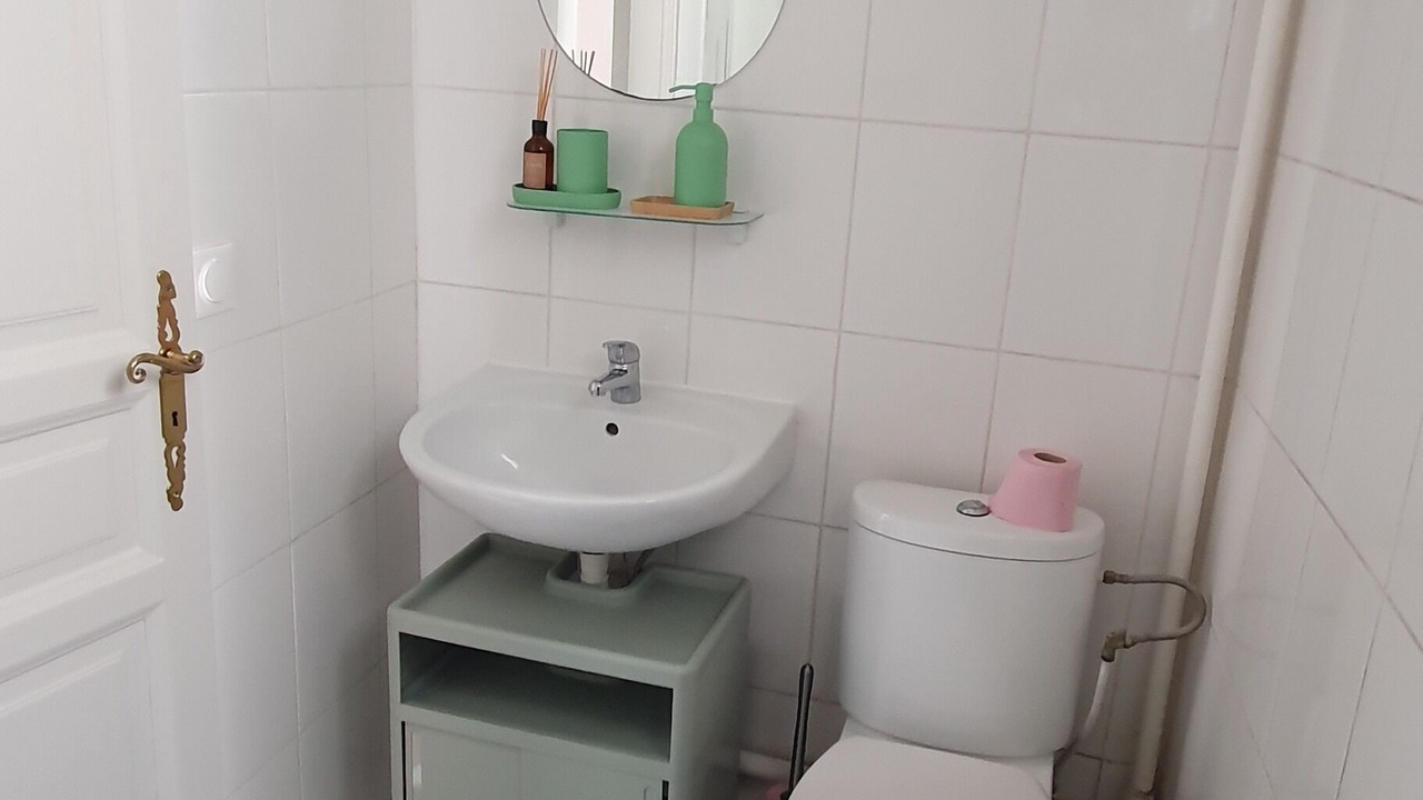 Photo of Bathroom in Puteaux
