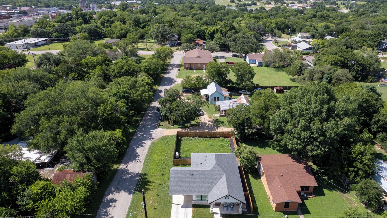 Photo of Outdoor in Lockhart