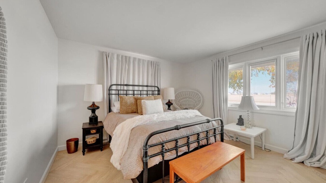 Photo of Bedroom in Savoy