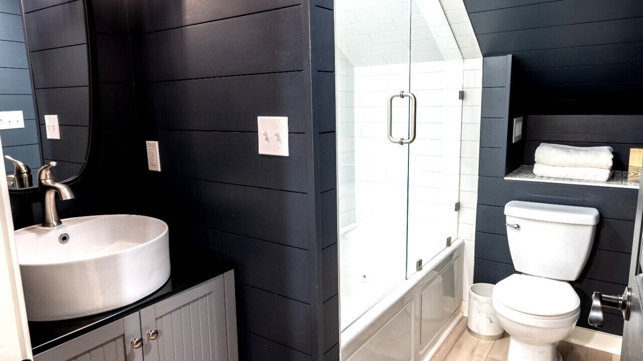 Photo of Bathroom in Mandeville