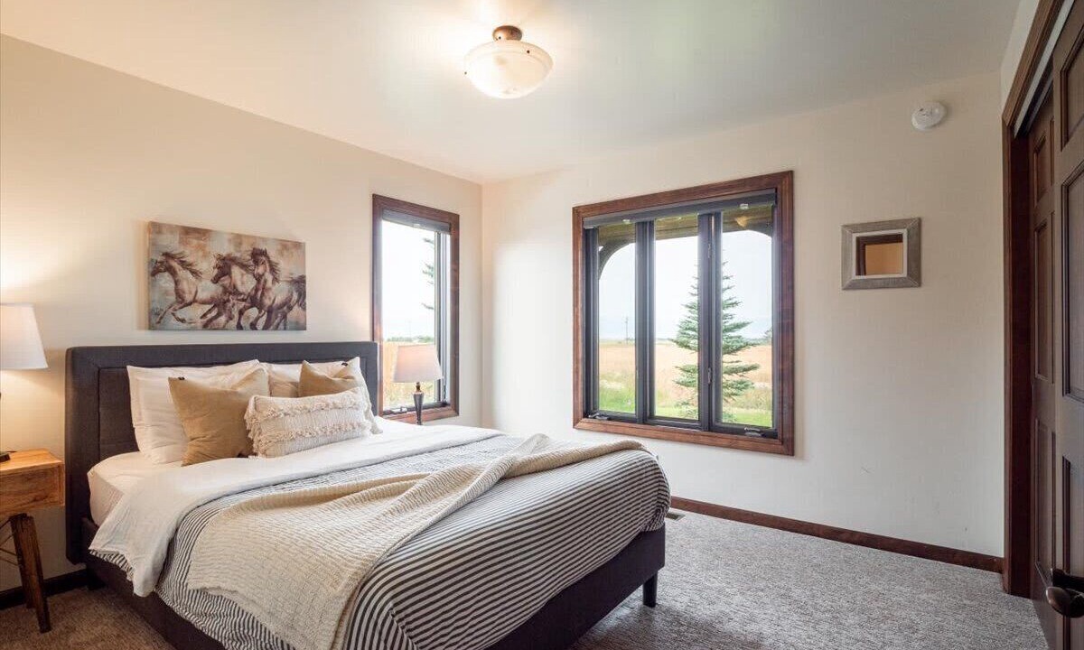 Photo of Bedroom in Leigh Creek Estates