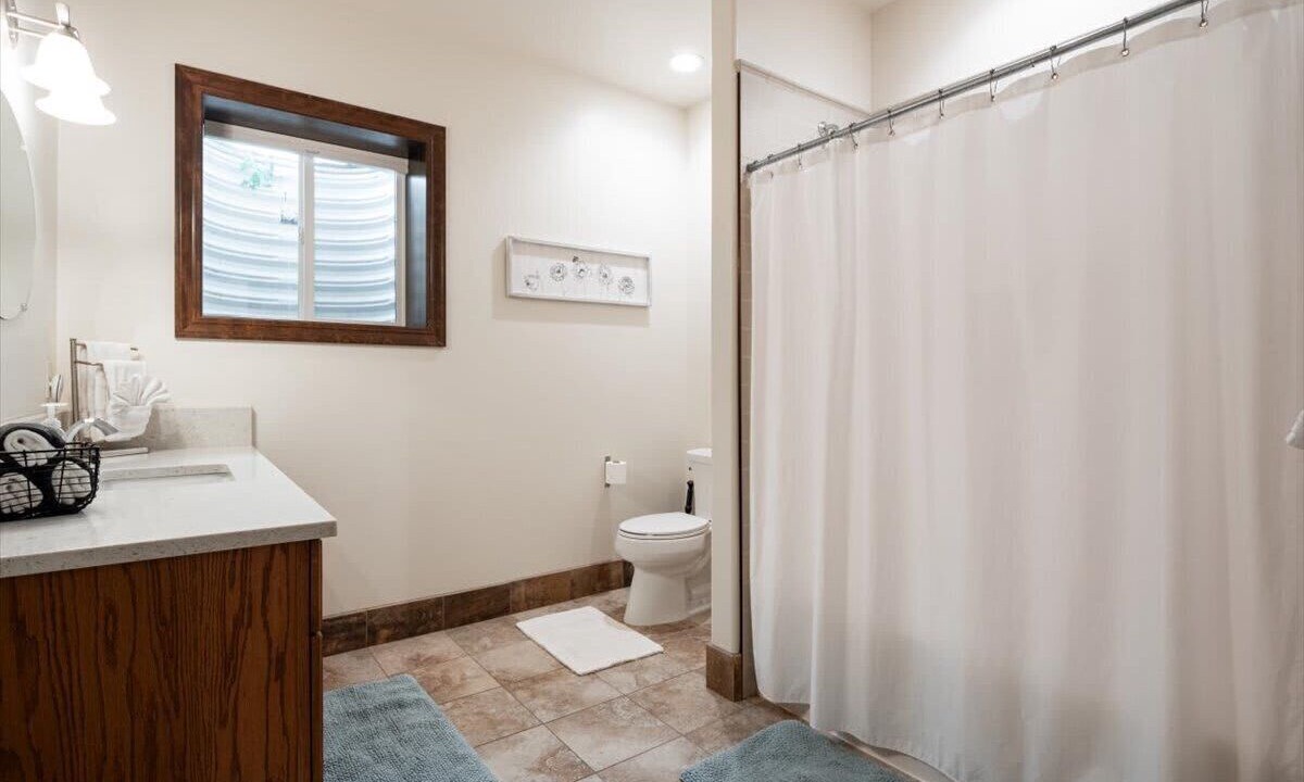 Photo of Bathroom in Leigh Creek Estates