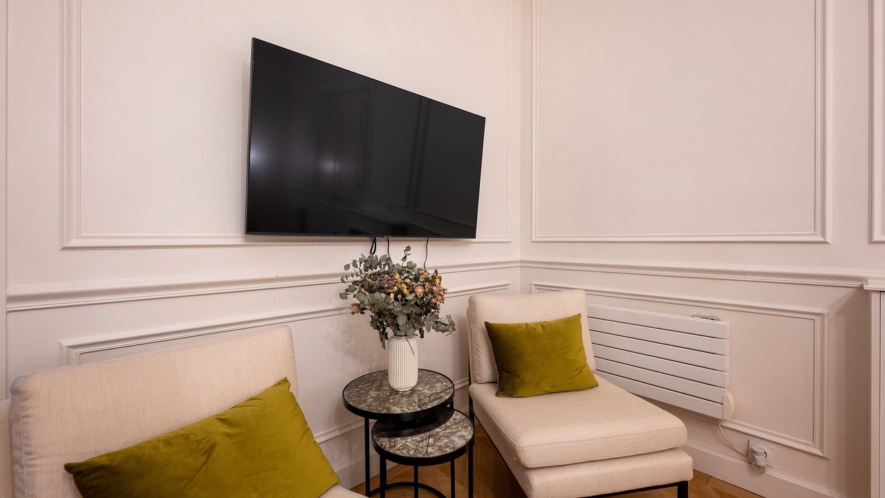 Photo of Livingroom in Champs-Elysees