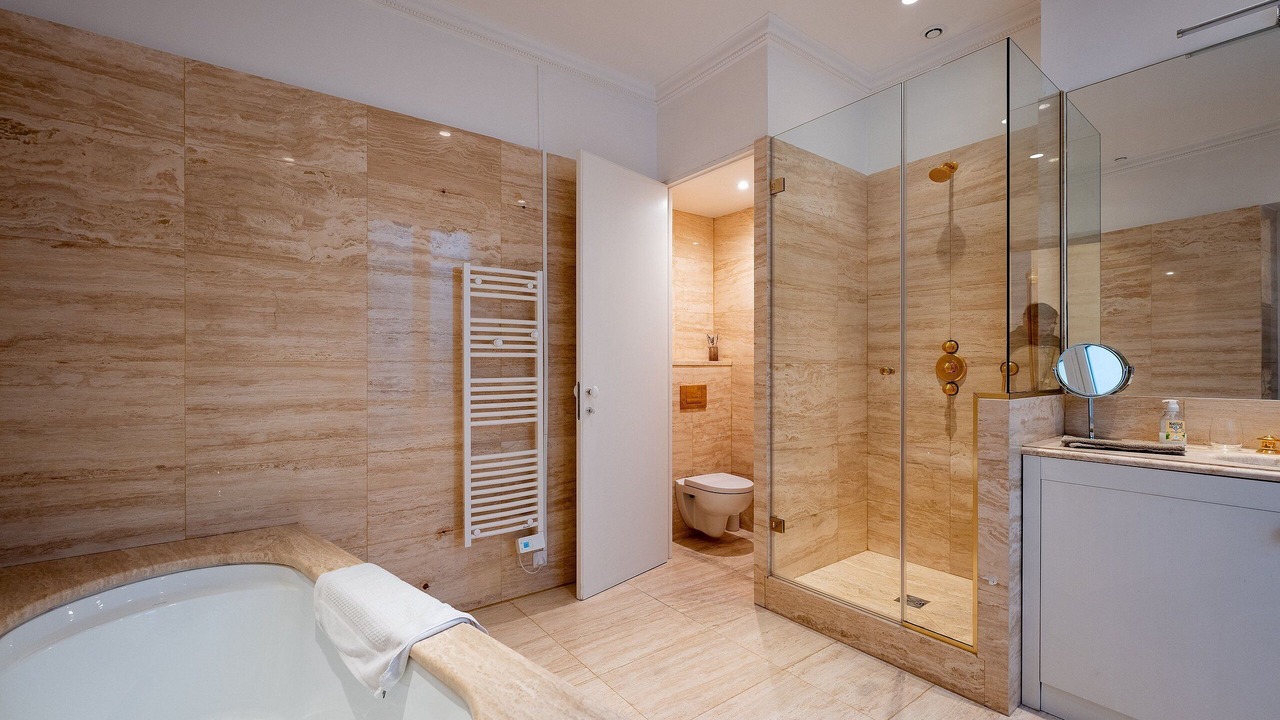Photo of Bathroom in Champs-Elysees