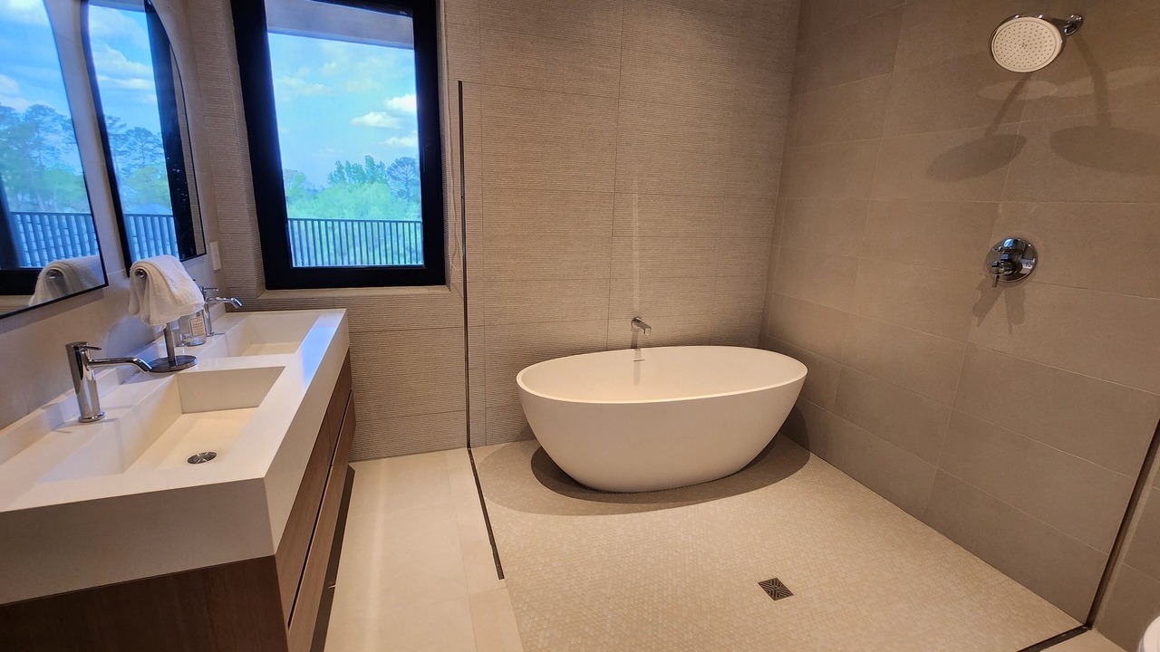 Photo of Bathroom in Martinez