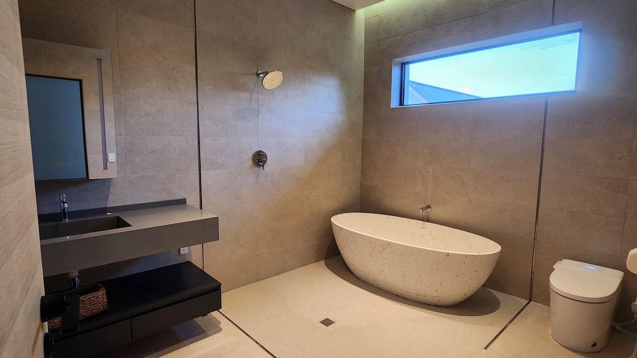Photo of Bathroom in Martinez
