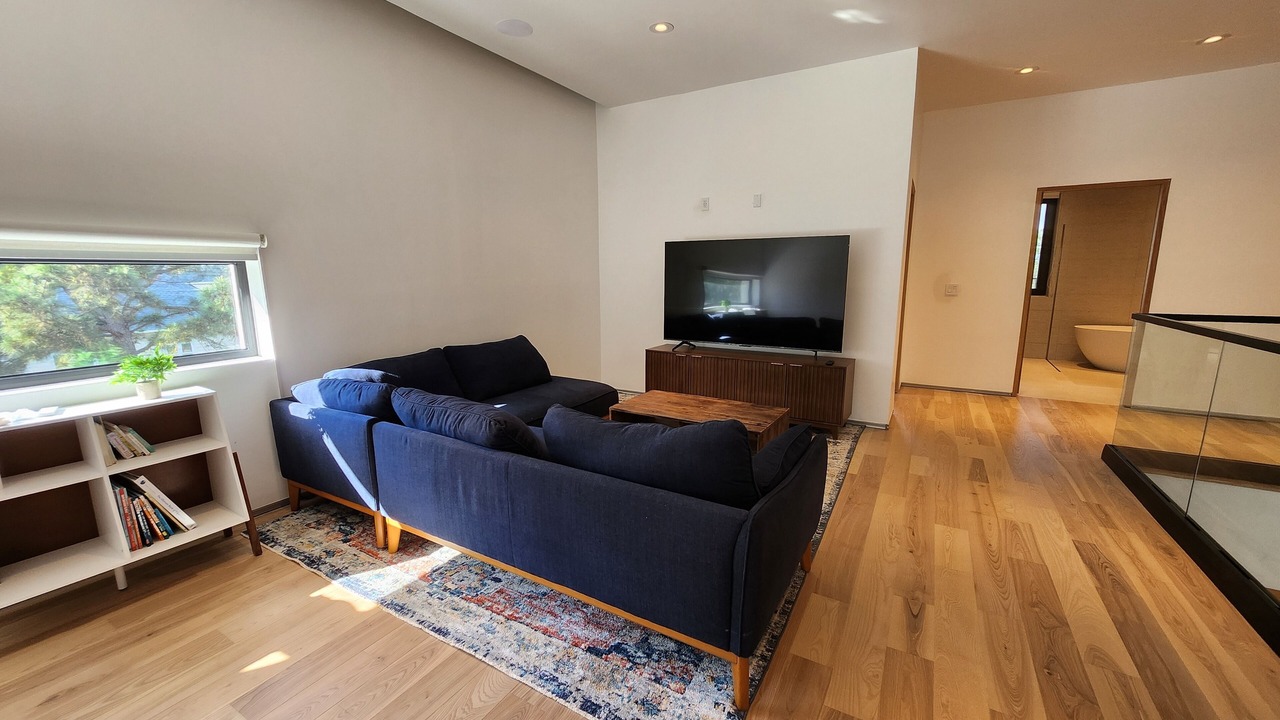 Photo of Livingroom in Martinez