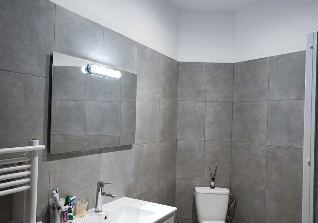 Photo of Bathroom in Tourcoing