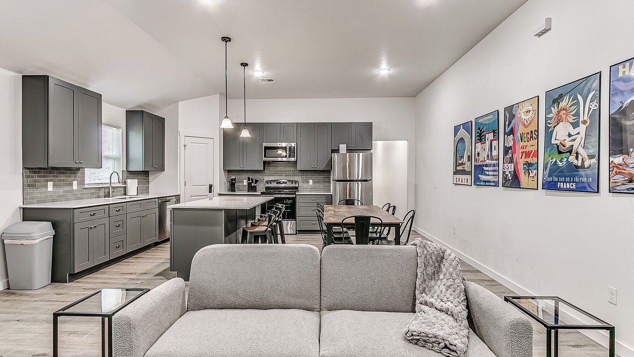 Photo of Livingroom in Central Oklahoma City