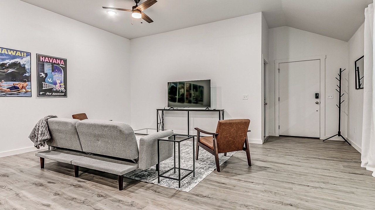 Photo of Livingroom in Central Oklahoma City