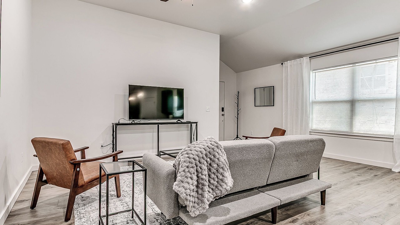 Photo of Livingroom in Central Oklahoma City
