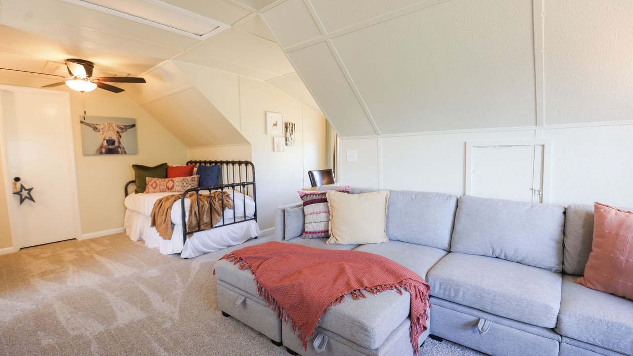 Photo of Livingroom in Santa Anna