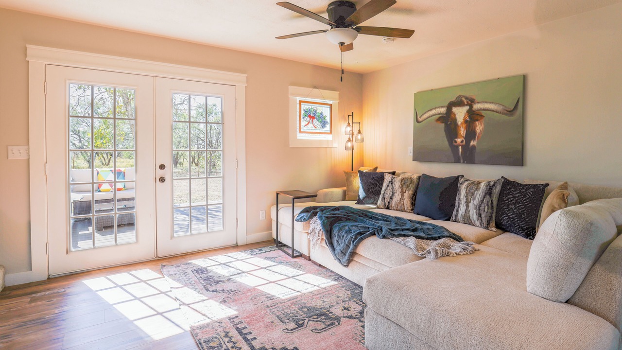 Photo of Livingroom in Santa Anna