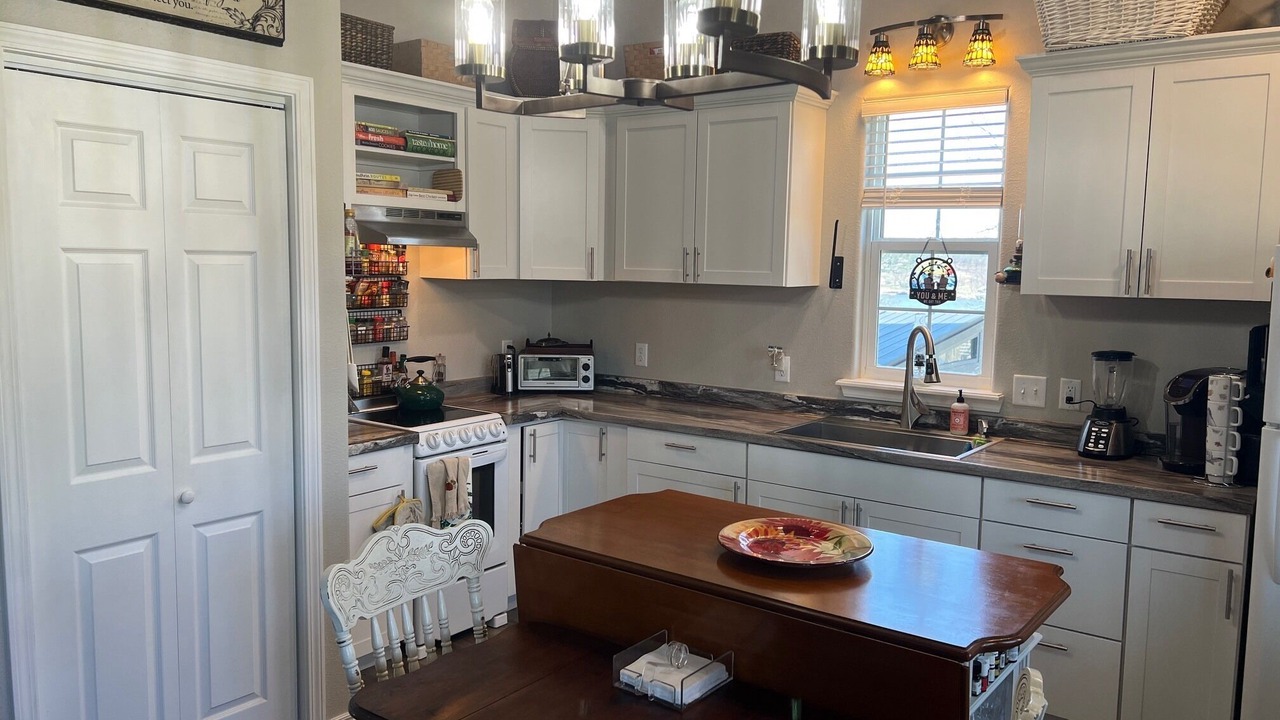 Photo of Kitchen in Grove