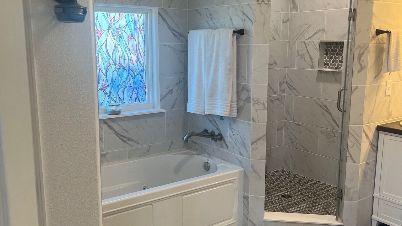 Photo of Bathroom in Grove