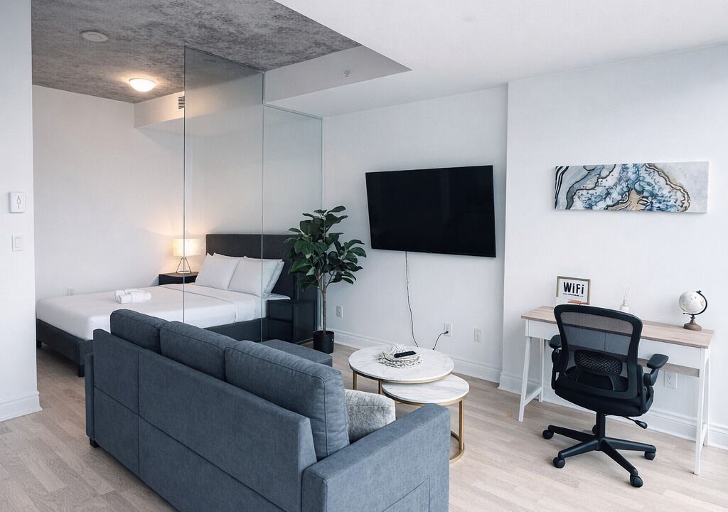 Photo of Bedroom in Fashion District